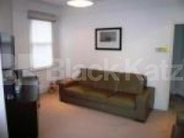 			3 Bedroom, 1 bath, 1 reception Flat			 Castellain Road, MAIDA VALE